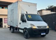 Iveco Daily 35S14 2011 Baú de 3.5M