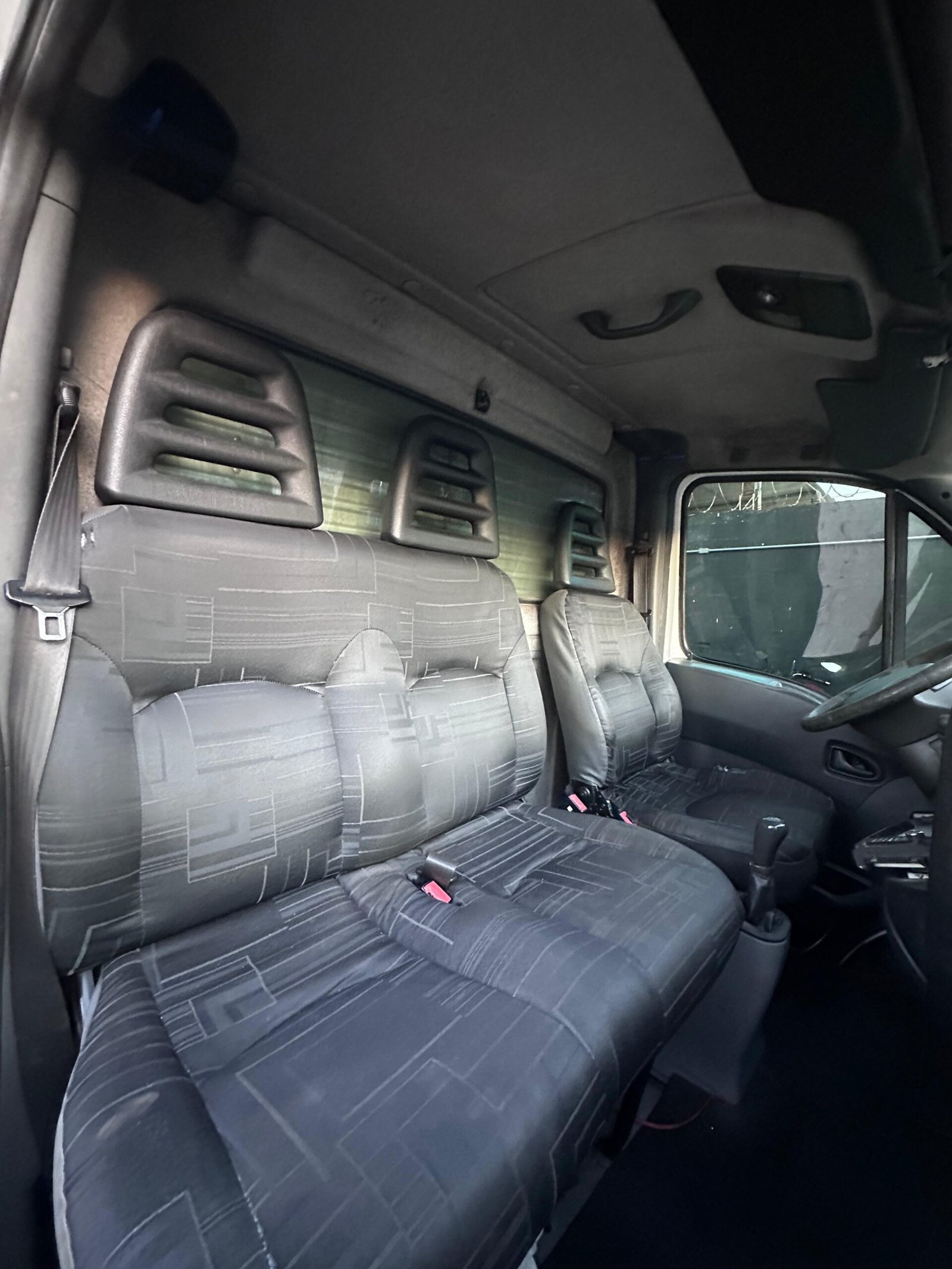 Iveco Daily 35S14 2011 Baú de 3.5M