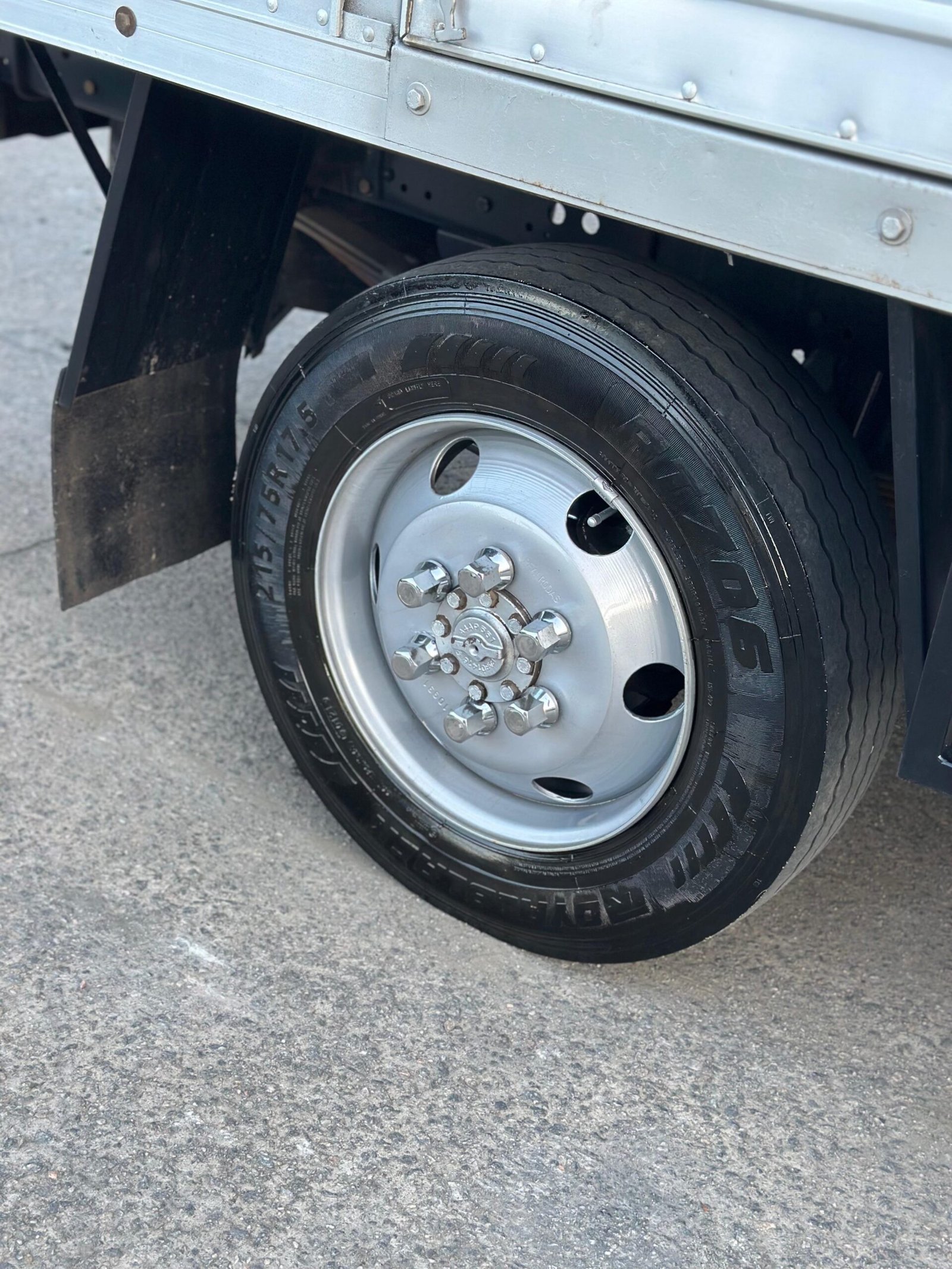 Iveco Daily 35S14 2011 Baú de 3.5M