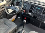 Ford Cargo 816S 4×2 2013 Baú 6,20M / Baixo Km