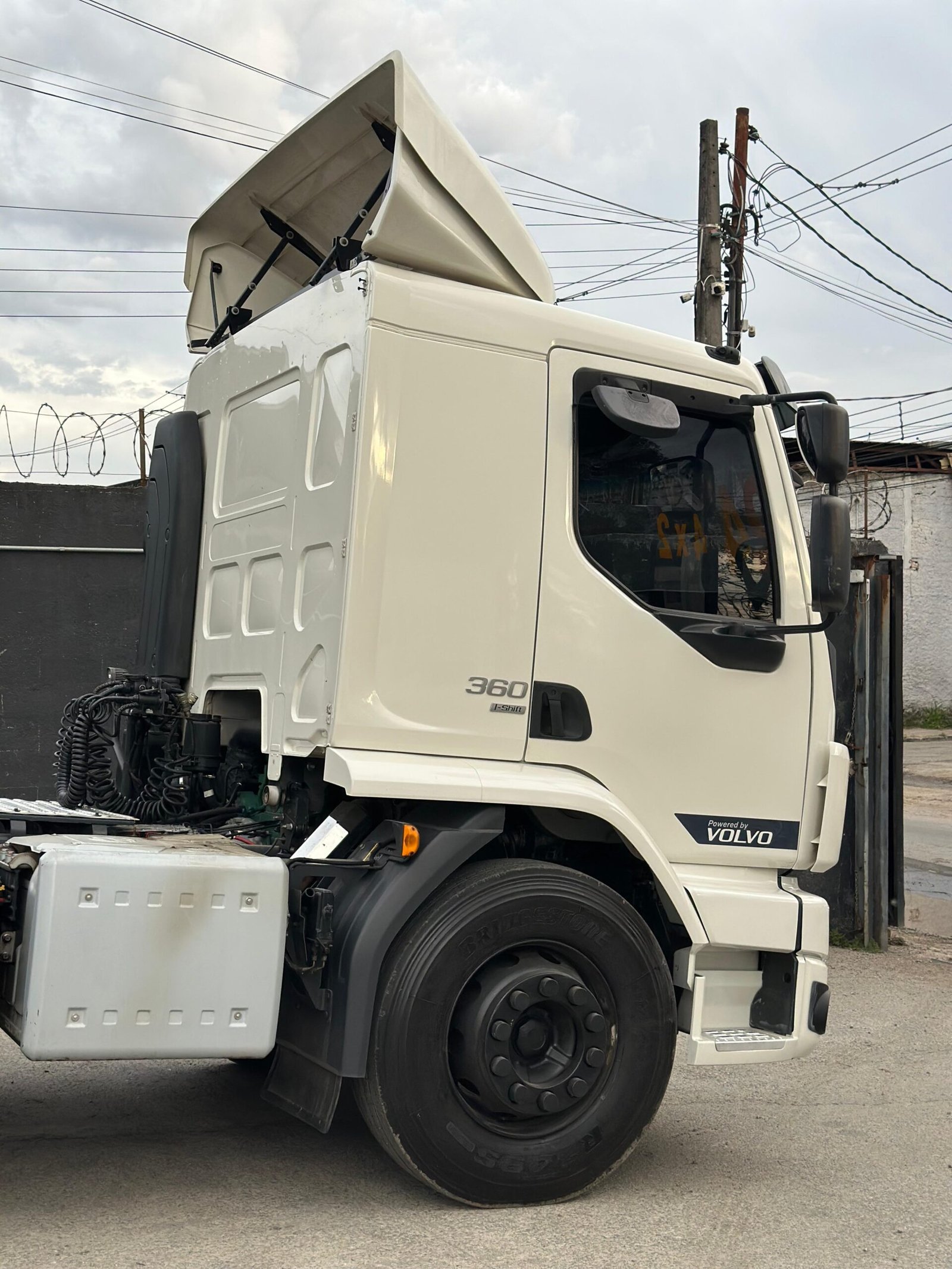 Volvo VM 360 4×2 2024