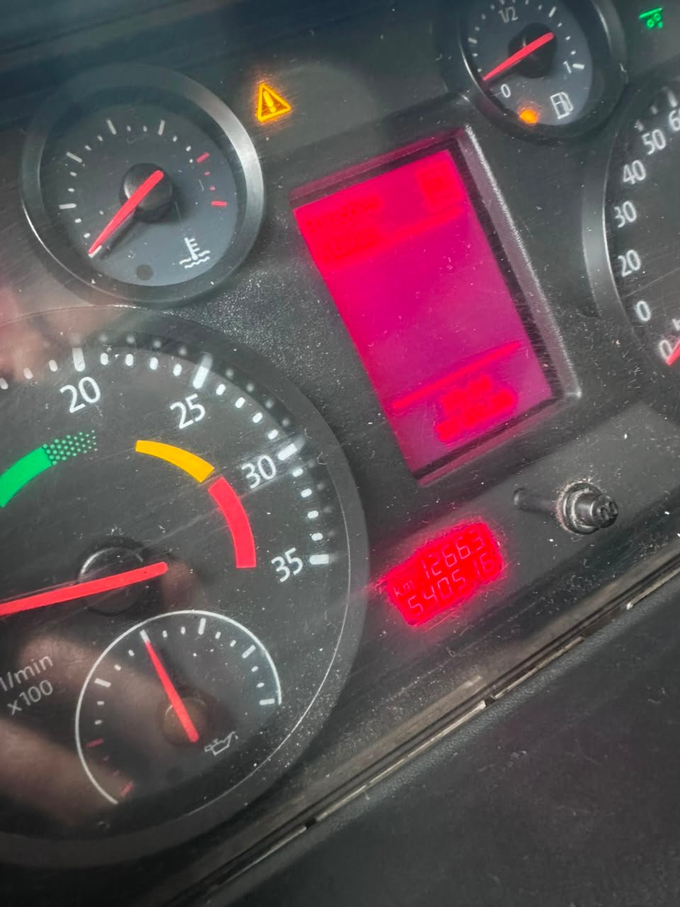 Vw 24280 6×2 2021 Teto Alto, Automático E Baú De 8.5m