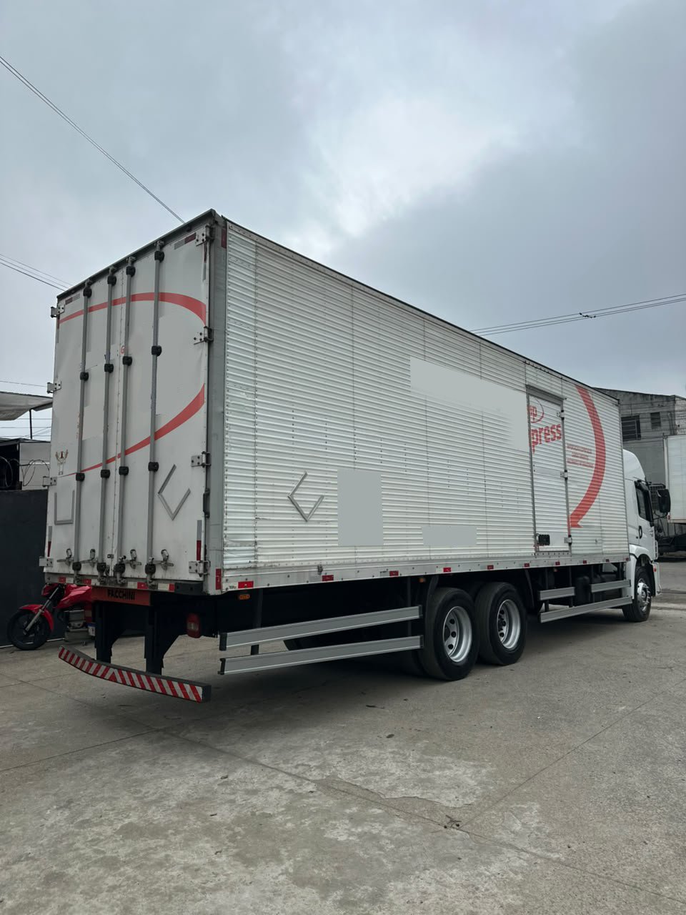 Vw 24280 6×2 2021 Teto Alto, Automático E Baú De 8.5m
