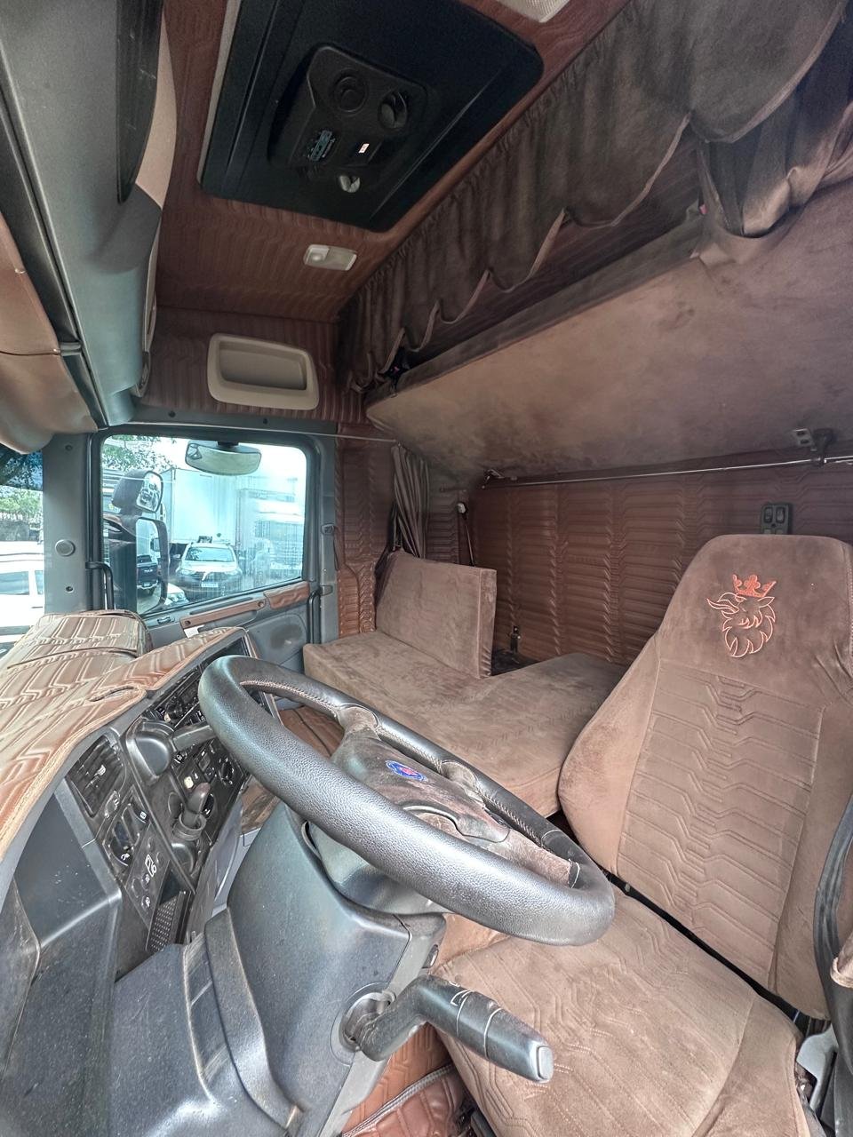 Scania R420 6×2 2010 Highline