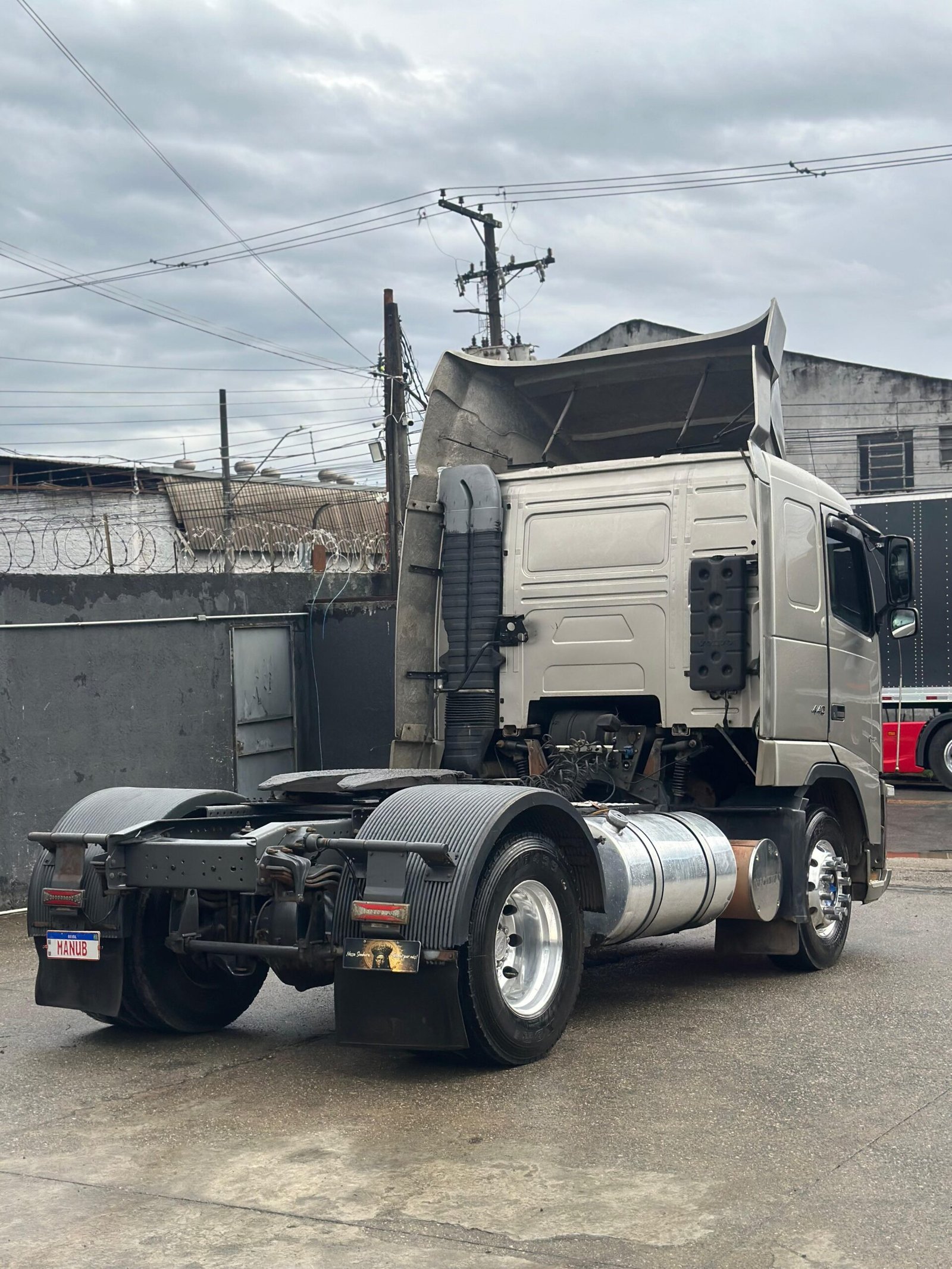Volvo Fh 440 4×2 2010 Automático