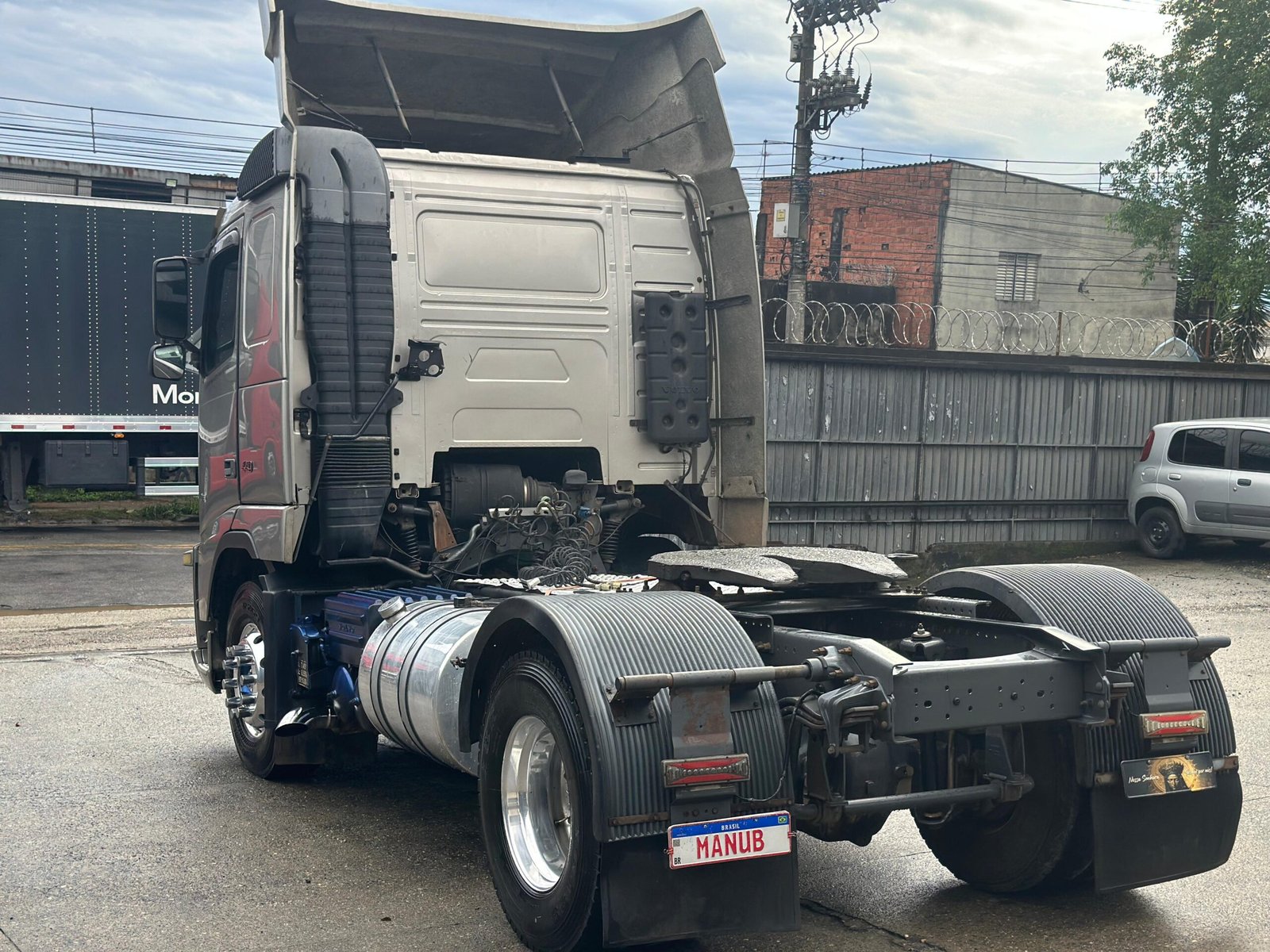 Volvo Fh 440 4×2 2010 Automático