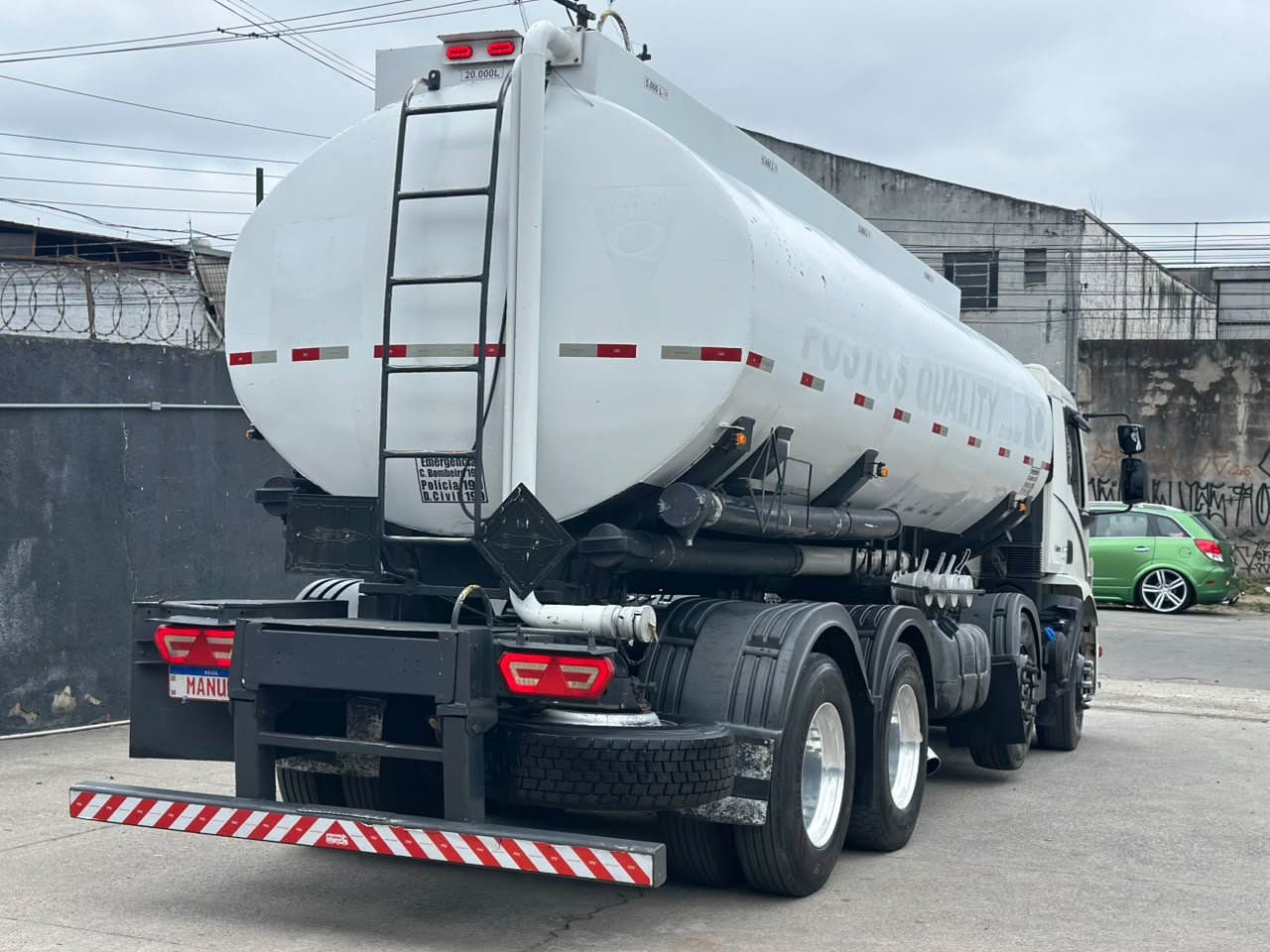 Volvo Vm 270 8×2 2012 Tanque 20 Mil Litros Caminhão Bitruck