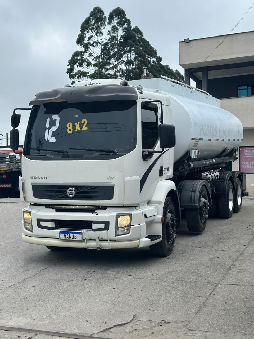 Volvo Vm 270 8×2 2012 Tanque 20 Mil Litros Caminhão Bitruck