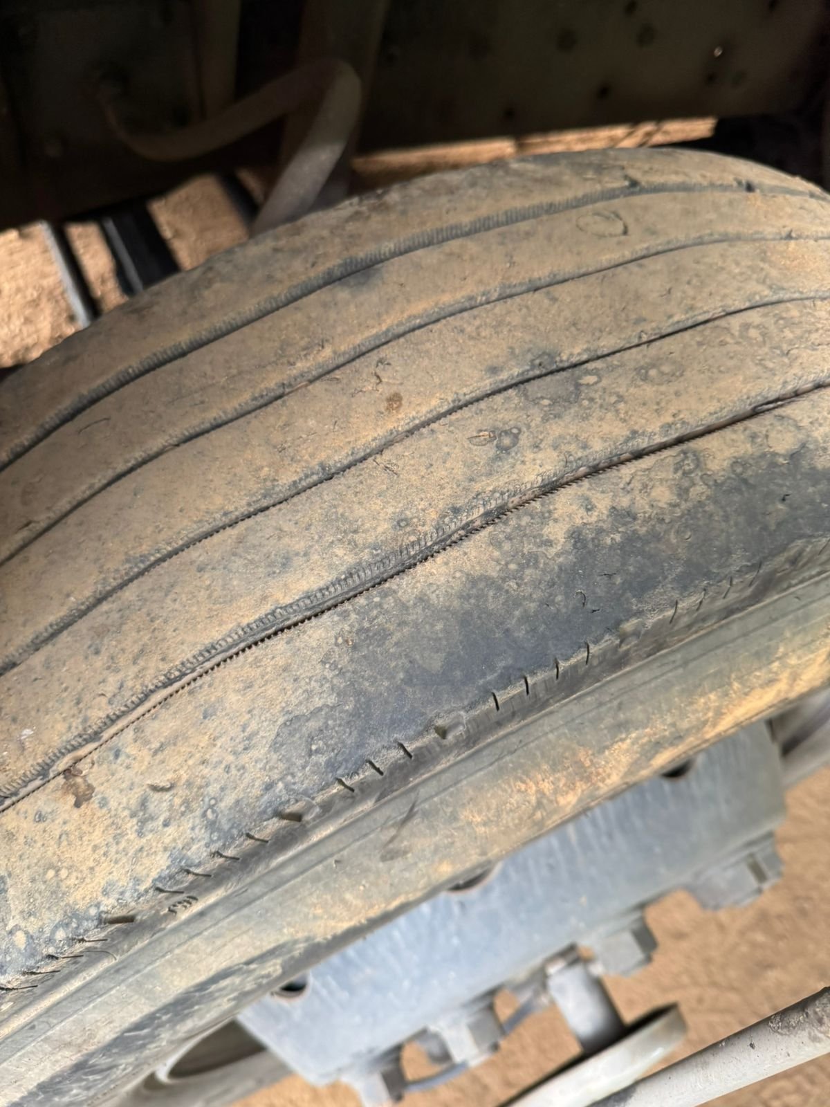 Mercedes-Benz 1618 6×2 1992 Poli Caçamba