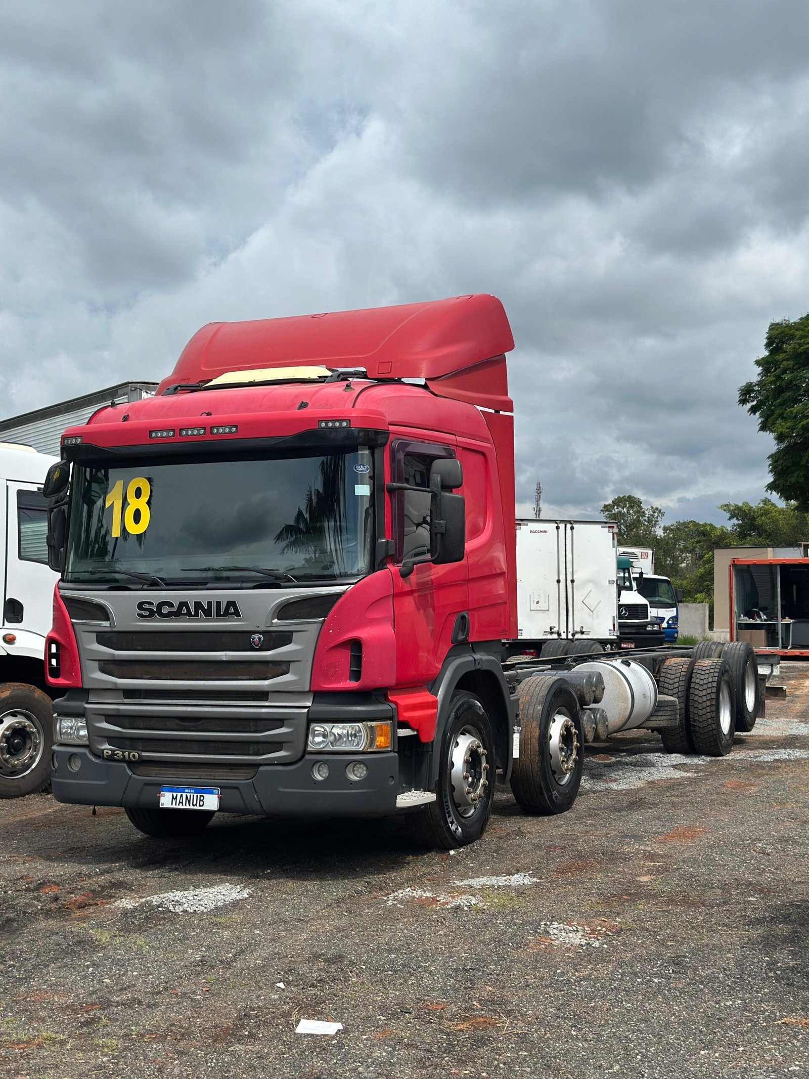 Scania P310 8×2 2018 Chassi De 10m / Motor Feito
