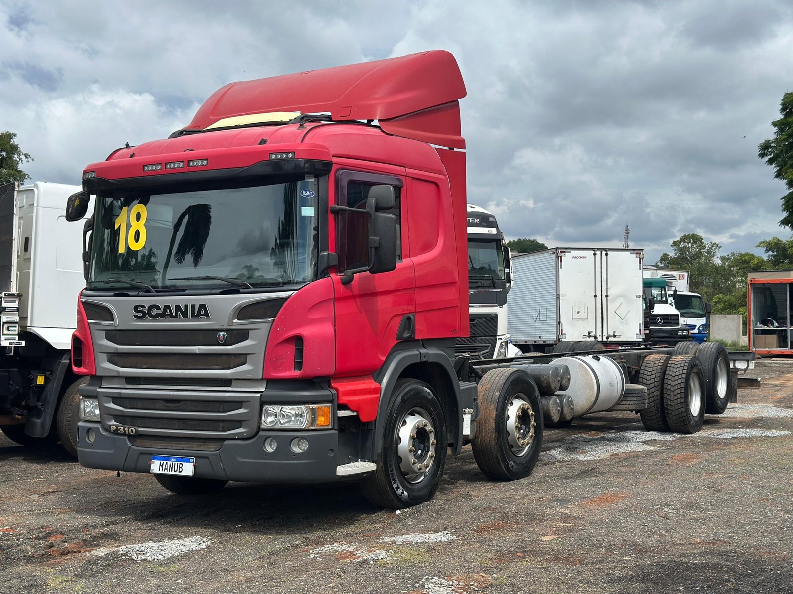 Scania P310 8×2 2018 Chassi De 10m / Motor Feito