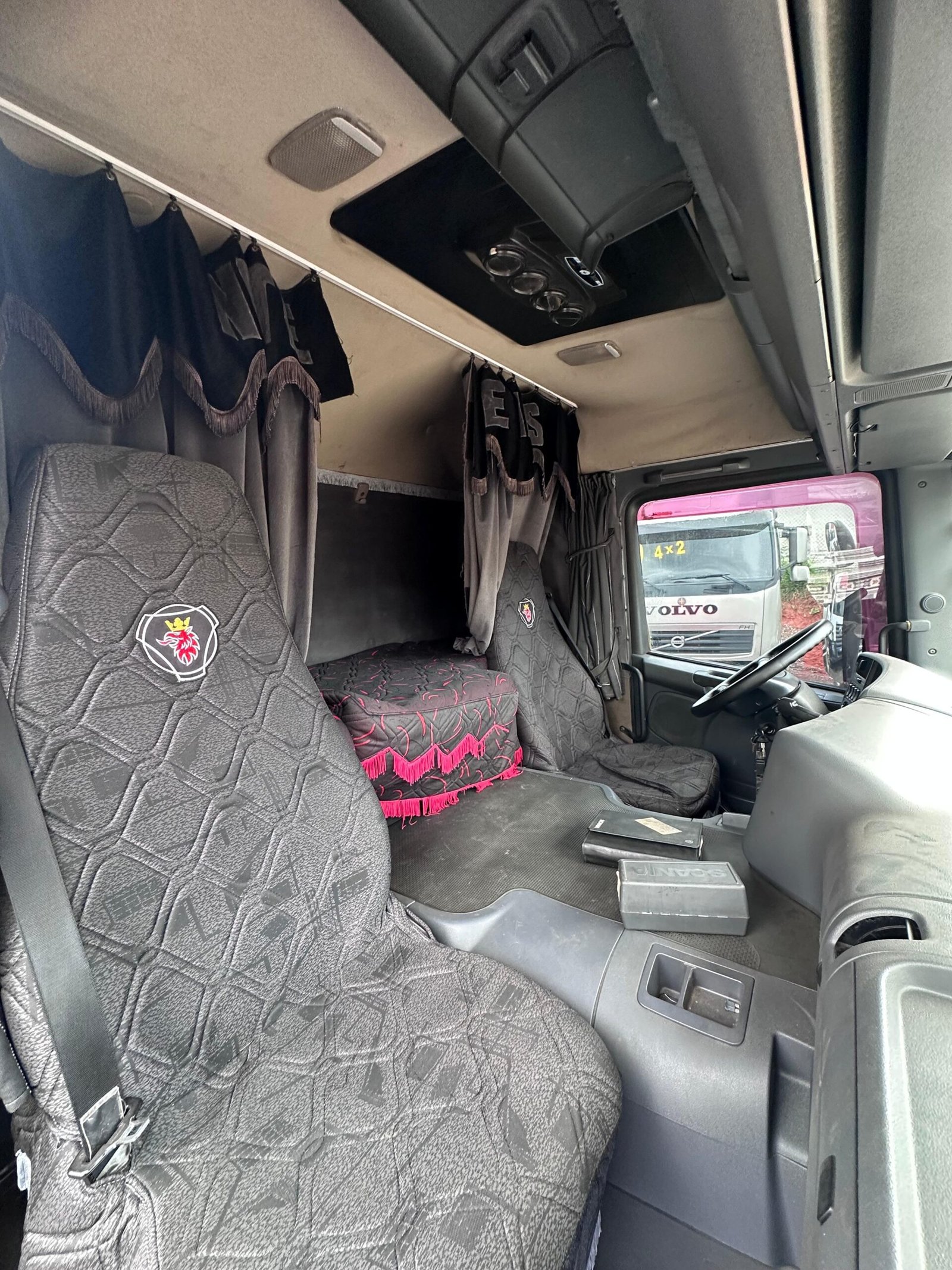 Scania P310 8×2 2018 Chassi De 10m / Motor Feito