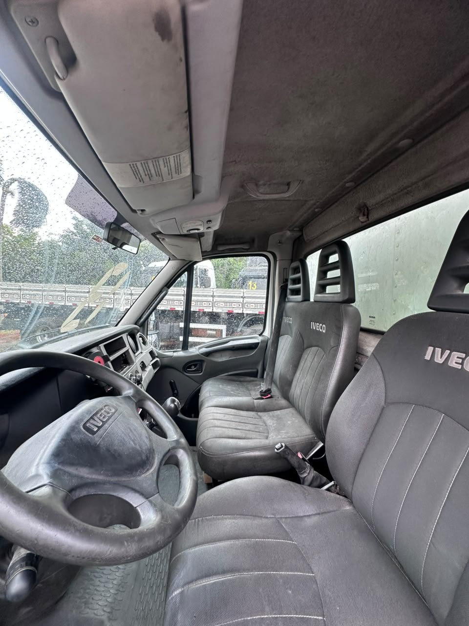 Iveco Daily Chasis 3.0 35S14 3750 Cab. Simples 2P